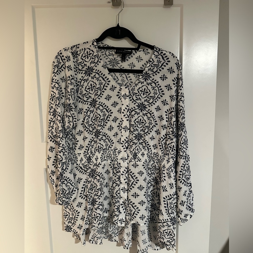 Size 16 Button Up - White W Blue, High/Low (Lane Bryant)